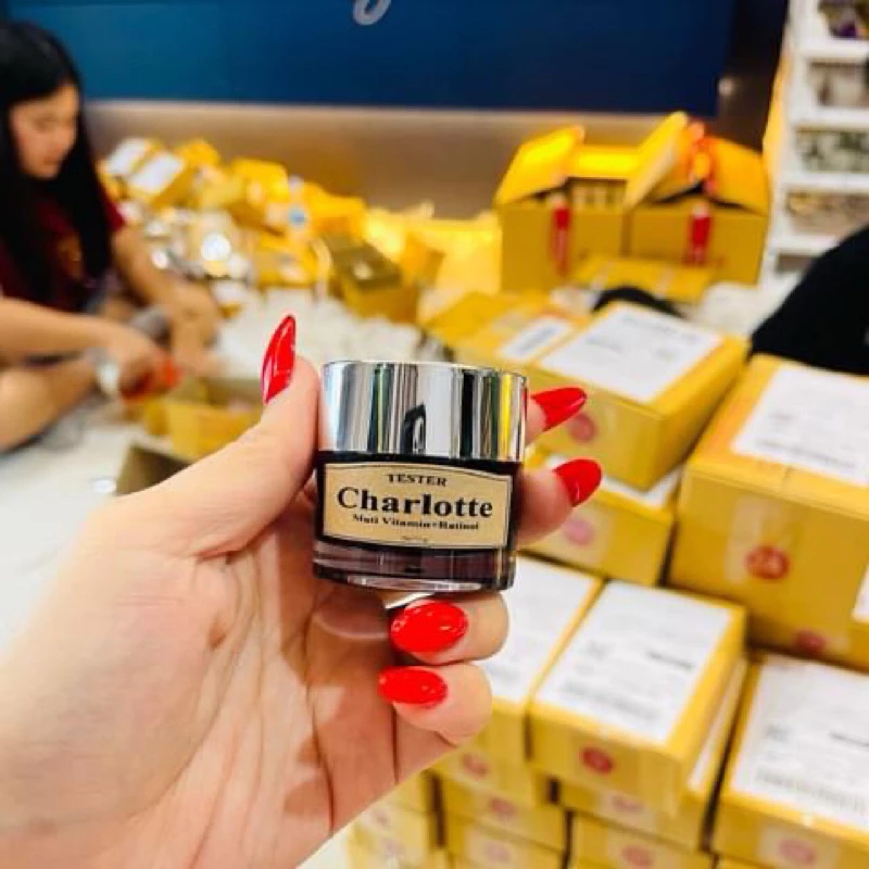 Charlotte Vitamin Cream ชาล็อต วิตามินครีมพี่หนิง ชาร์ลอตต์ พี่หนิง บำรุงผิวหน้าให้กรัจ่างใส พร้อมปรับผิวหน้าให้ชุ่มชื้น thumbnail 4