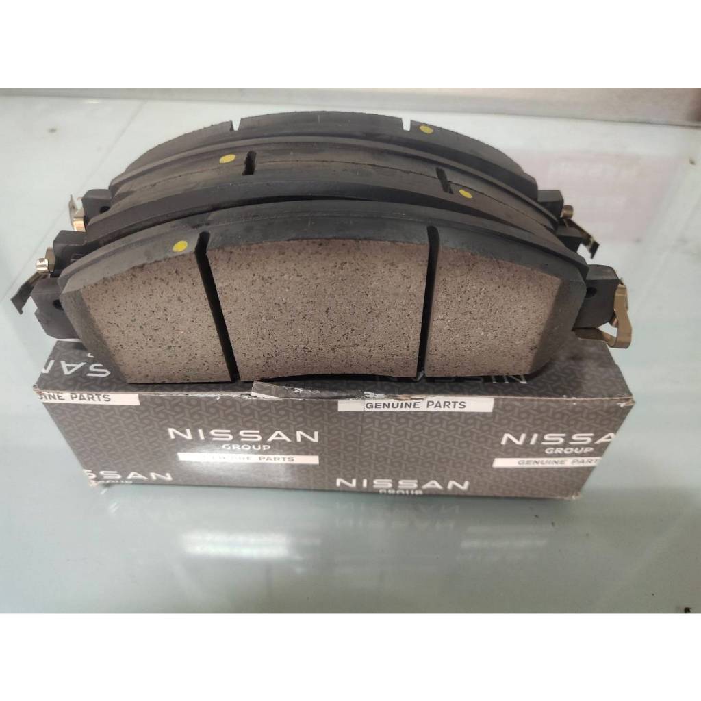 ผ้าเบรคหน้านิสสัน NP300 แท้ D1060-4JA0B