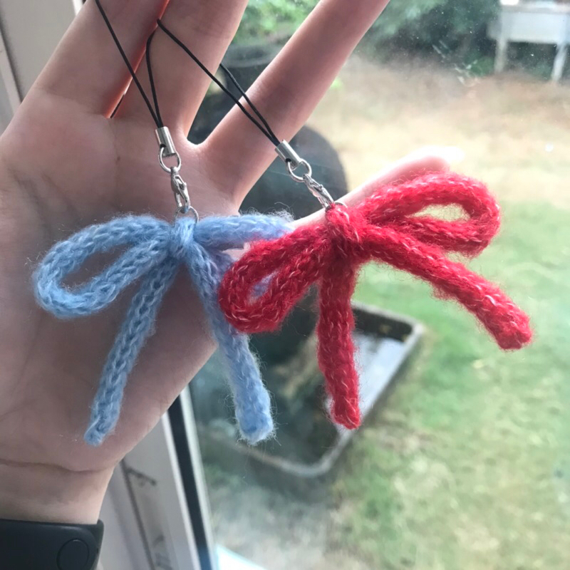 mini fluffy bow phone charm พวงกุญแจ สายคล้องโทรศัพท์ มินิโบว์ไหมพรมนุ่มนิ่ม น่ารักกรุบ ส่งจากไทย