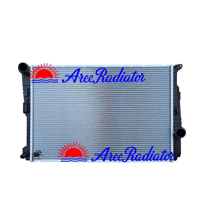 หม้อน้ำ BMW F25 X3 2.0 XDrive20d/20i และ F26 X4 2.0 XDrive20d/20i ปี12-18 A/MT หนา 32 มม.