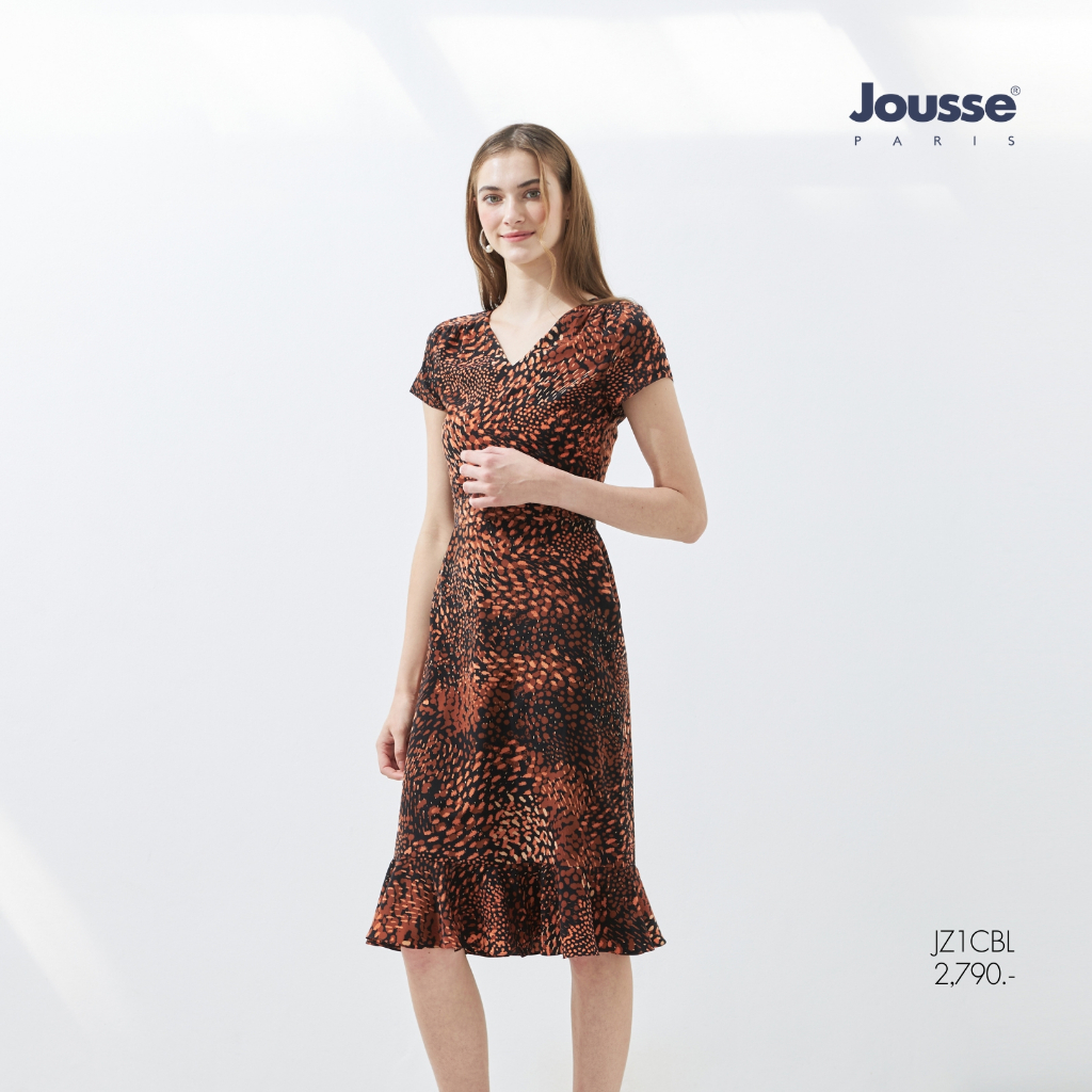 Jousse woman's dress เดรส คอวี แขนสั้น ชายกระโปรงแต่งระบาย สีดำ JZ1CBL