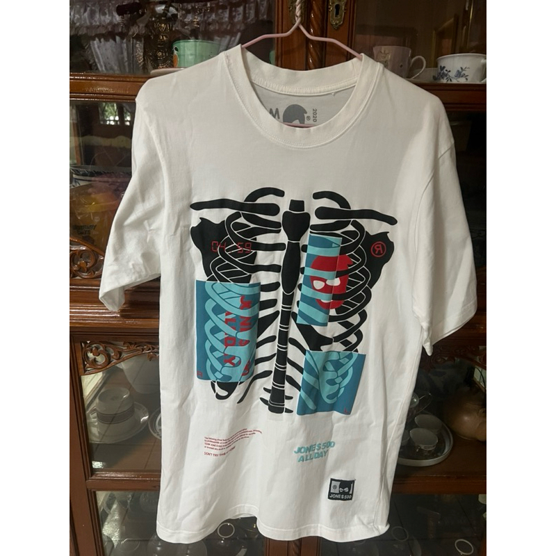 เสื้อยืด Jone500 มือสอง