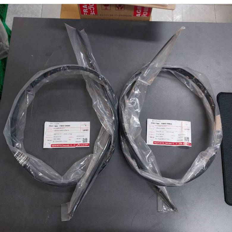 ชุดคิ้วหลังคา หน้า ซ้าย+ขวา NISSAN ALMERA N17 ปี 2011-2019  73853-3BG0A , 73852-3BG0A