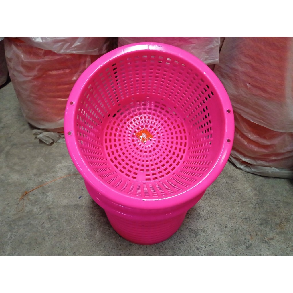 1.8 kg. ตะกร้ากลม เกรดอุตสาหกรรม บรรจุ40kg. กว้าง53.5 สูง38 cm มีรูระบายน้ำ รอบด้าน ระบายน้ำเร็ว - รูปที่ 7