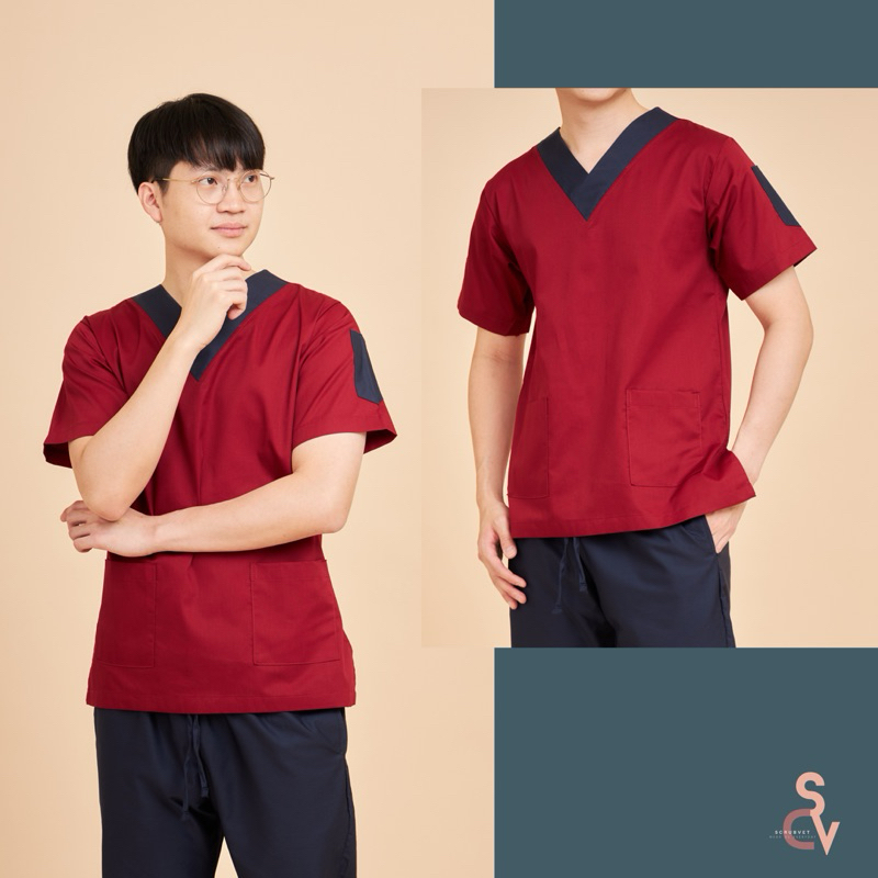 scrubvet : เสื้อสครับสีเขียวเข้มตัดคอกรม (เฉพาะเสื้อ)