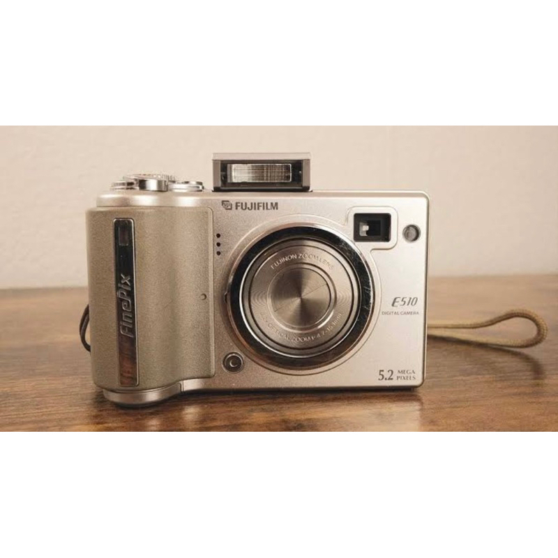 fujifilm E510 digital camera 📷. All function in good condition, ✅Xd card (512 Mb)