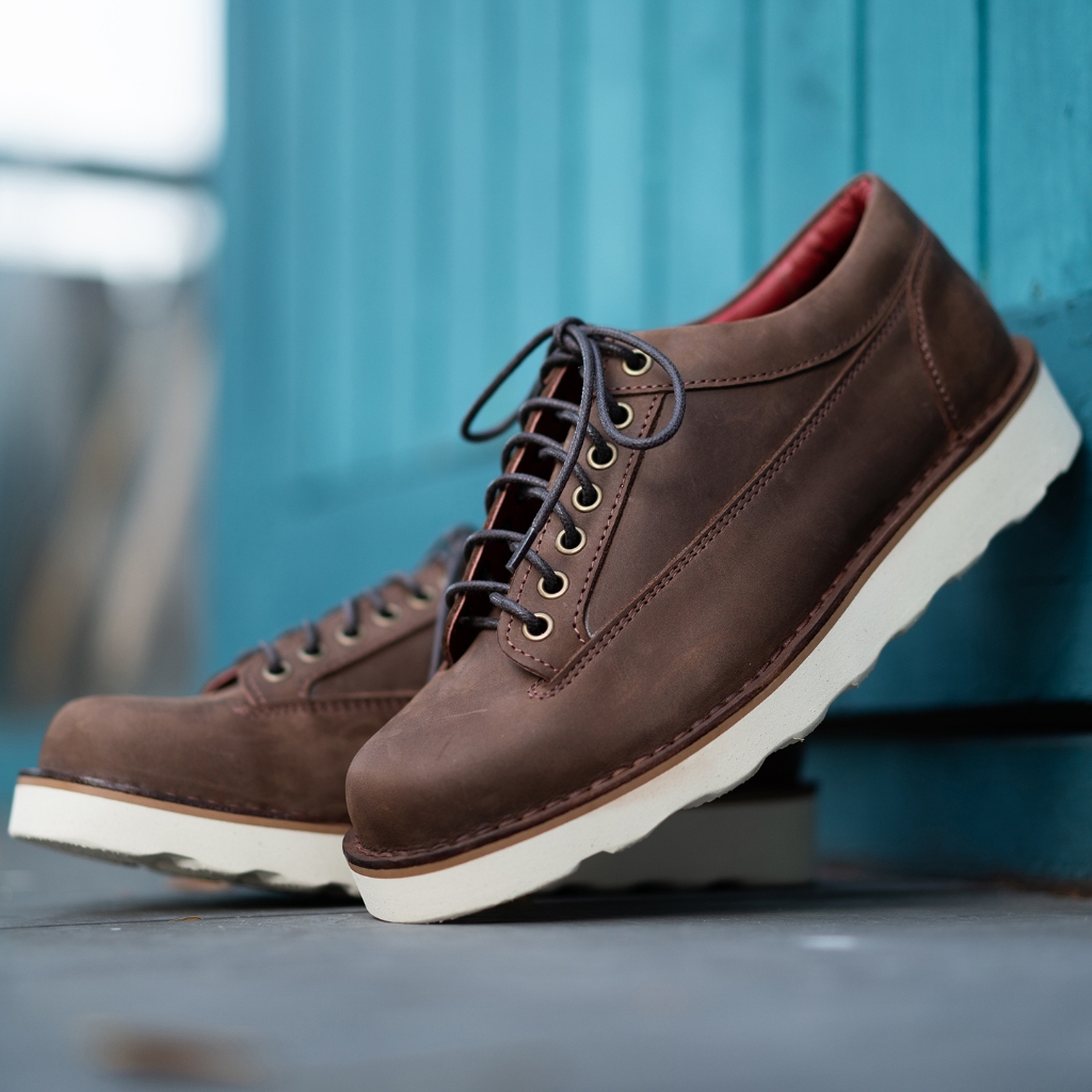 [รุ่นใหม่ 2024] Verns Leather รองเท้าหนังแท้ 100% รุ่น V68 มีให้เลือก 3 สี ดำ,น้ำตาล,ทราย