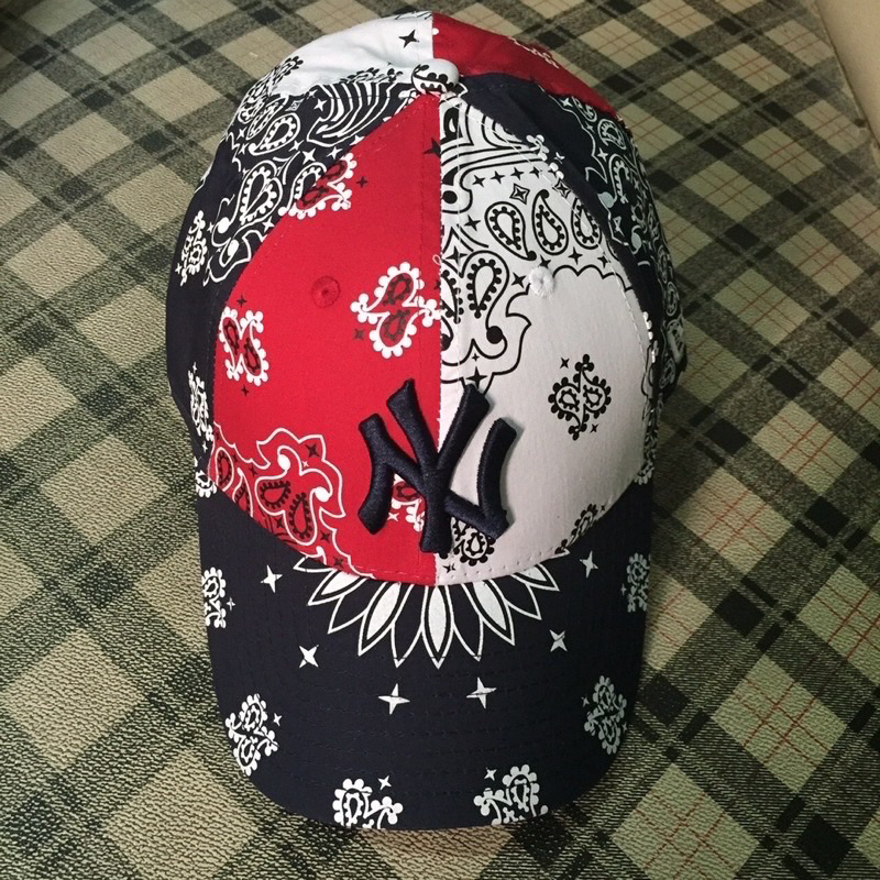 New Era 9forty Paisley Adjustable Cap (Red)