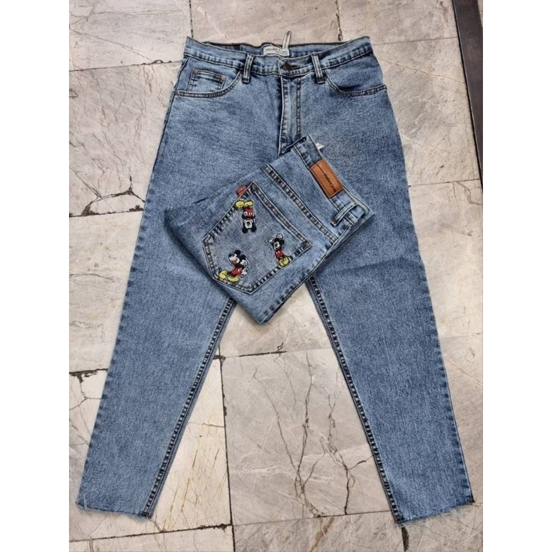 MD jeans กางเกงยีนส์ยืด ปลายขาตัด ขา8ส่วน ปักมิกกี้3ตัวตรงกระเป๋าหลัง เอว 34-44 สาวอวบอ้วน