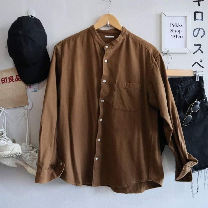 gu คอจีน หลายสี ผ้าลินินคอตตอน แบรนด์ญี่ปุ่นสภาพดี