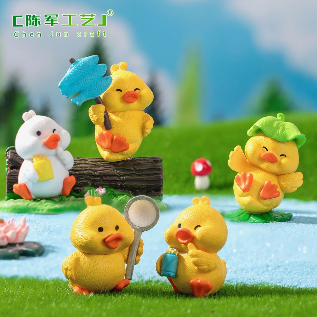 A027  ตุ๊กตาจิ๋ว ตุ๊กตุ่นจิ๋ว ชุดเป็ดน้อย น่ารัก (แถมฟรี กาว2หน้า) (1ชุด มี 4 ตัว) สำหรับแต่งบ้าน แต่งโต๊ะทำงาน