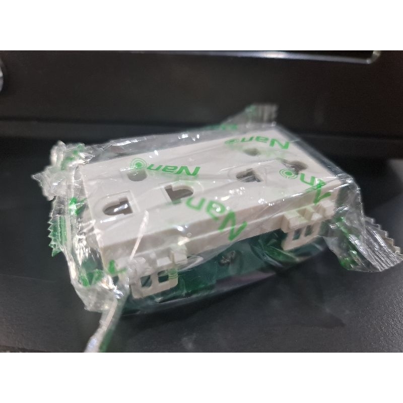 SC-PV601 เต้ารับคู่แนวตั้งมีกราวด์ สีขาว ขนาด 3ช่อง 3 Pin Socket 16A 250VAC