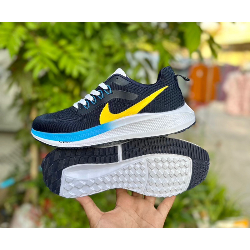 รองเท้าผ้าใบมี 10สีให้เลือก สำหรับผู้หญิงและผู้ชายsize 37-45