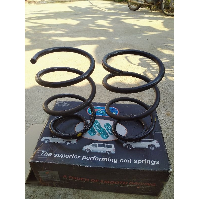 สปริงหลัง Hyundai H1 เดิมๆโรงงาน ราคาต่อคู่