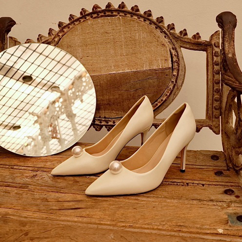 Chamellia Glow-Josephine รองเท้าเจ้าสาวหัวแหลม มุกประดับ สูง 9CM