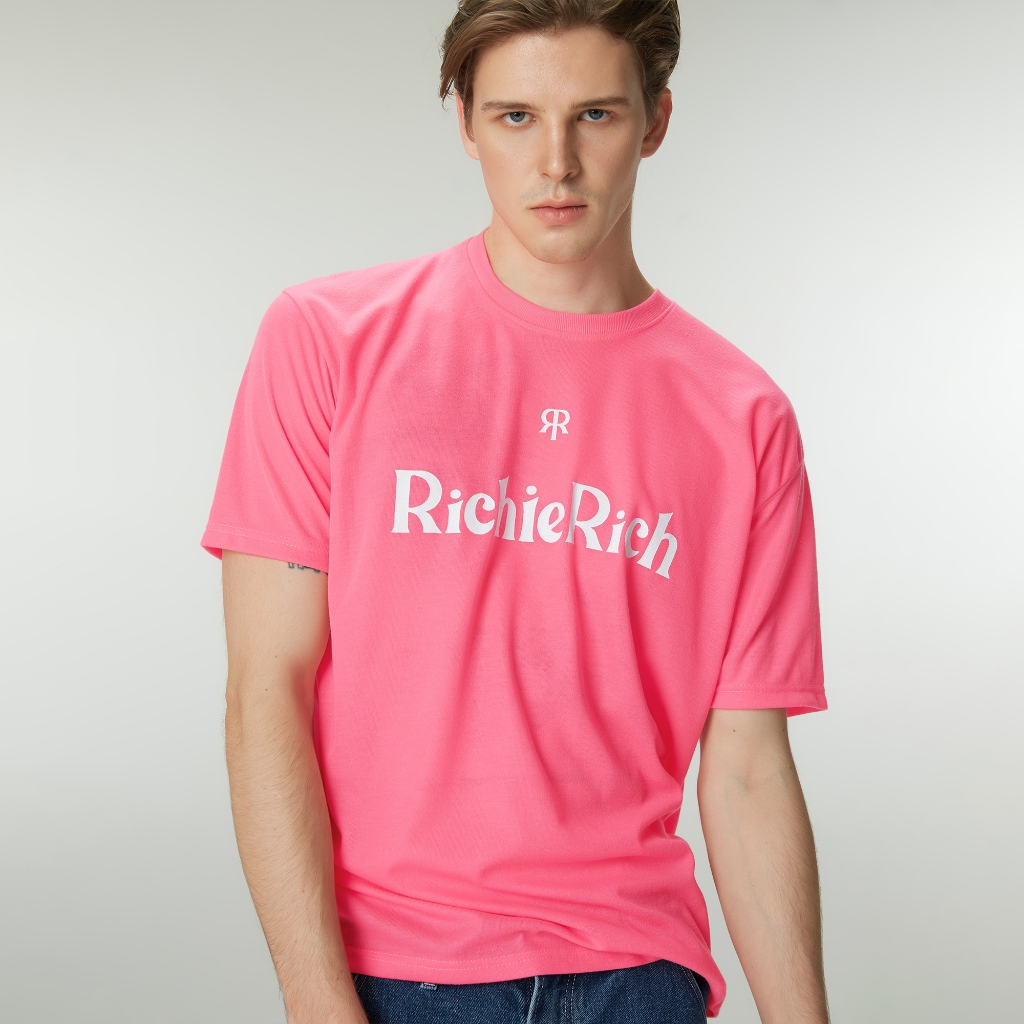 RICHIERICH By TandT - RICHIE RICH LOGO PRINTED COTTON JERSEY T-SHIRT เสื้อยืดแขนสั้น พิมพ์ลายโลโก้ ริชชี่ริช ผ้าคอตต้อน - รูปที่ 4