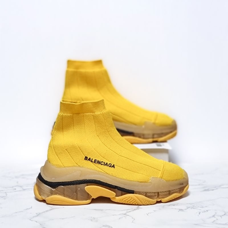 รองเท้ามือสอง Balenciaga / Size 37.5-23.5