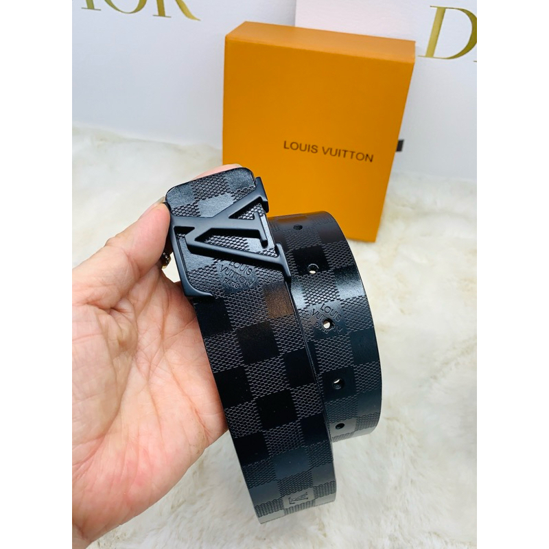 เข็มขัดหนัง ใส่ได้ทั้งชายและหญิง สายหนังหัวเป็นสเตนเลส ใส่ไปทำงาน ใสไปเที่ยว ห่อเป็นของขวัญ แบบที่ทางร้านแนะนำ