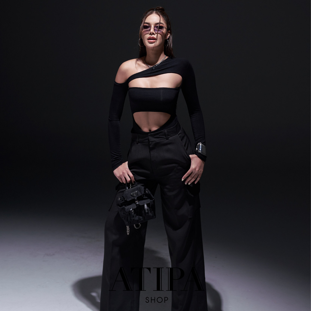 Atipashop - BOOFY BODYSUIT บอดี้สูท แขนยาว ทรงปาดไหล่เว้าหน้า