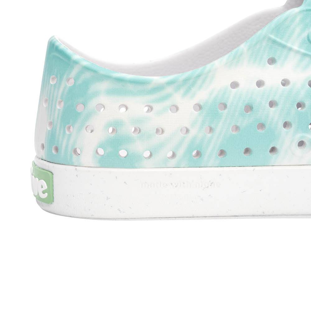 Native รองเท้ากันน้ำผู้ใหญ่ EVA รุ่น Jefferson Bloom Print Shell White/Shell White/Ocean