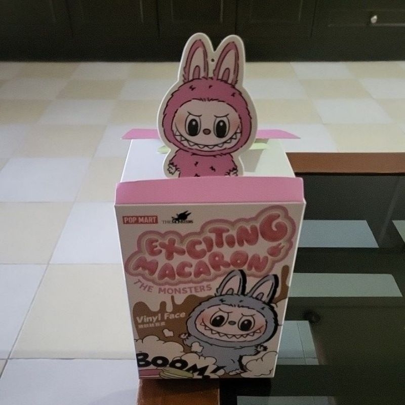 Labubu Exciting Macaron : Lychee Berry