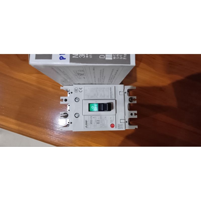 Breaker  MCCB NF63-CV63A3P