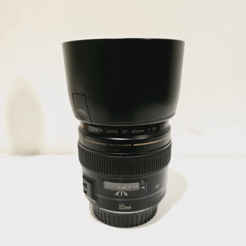 เลนส์ Canon EF 85mm f1.8
