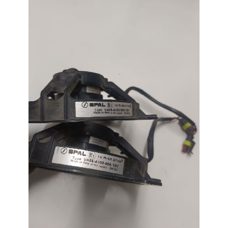 พัดลมไฟฟ้าDucati hypermotard821