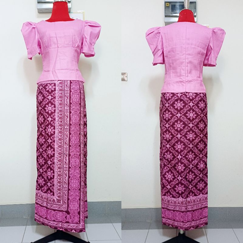 ป้าย Chalita เซ็ตเสื้อแขนสั้น พร้อมกระโปรงลายไทย ชมพูเข้ม