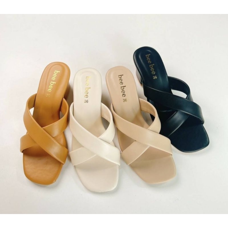 รองเท้าแฟชั่น ไซส์ 36 - 45 BIGSIZE แบบสวม มีส้น 2 นิ้ว มีไซด์เล็ก ไซด์ใหญ่ สำหรับสาวเท้าอวบอ้วน ใส่สวย เก๋ มั่นใจคะ