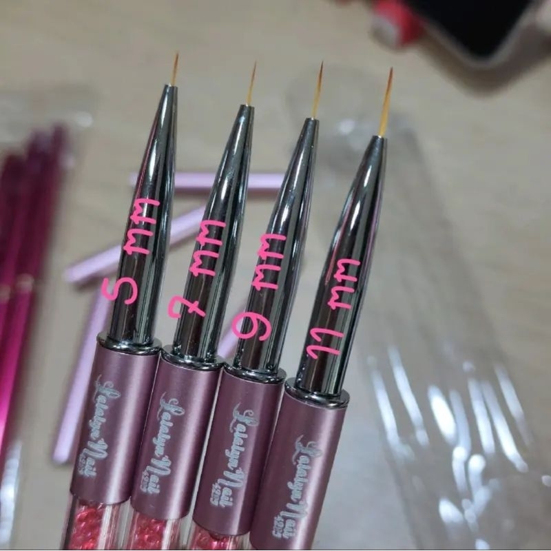 เซตพู่กันเพ้นท์เล็บlalalyn4289ขนนุ่มอุ้มสี1เซต4ด้าม