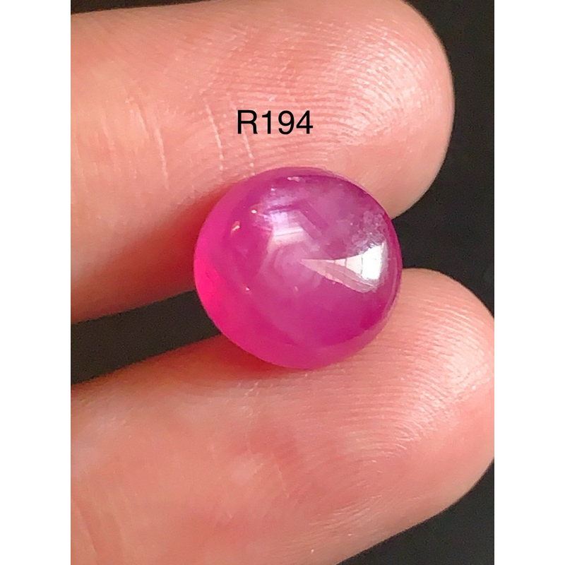 R194  พลอยทับทิมอาฟริกา เผาใหม่ จำนวน 1เม็ด นน 6.20 กะรัต ขนาด กลม 10มิลลิเมตร สูง 5.7  มิลลิเมตร