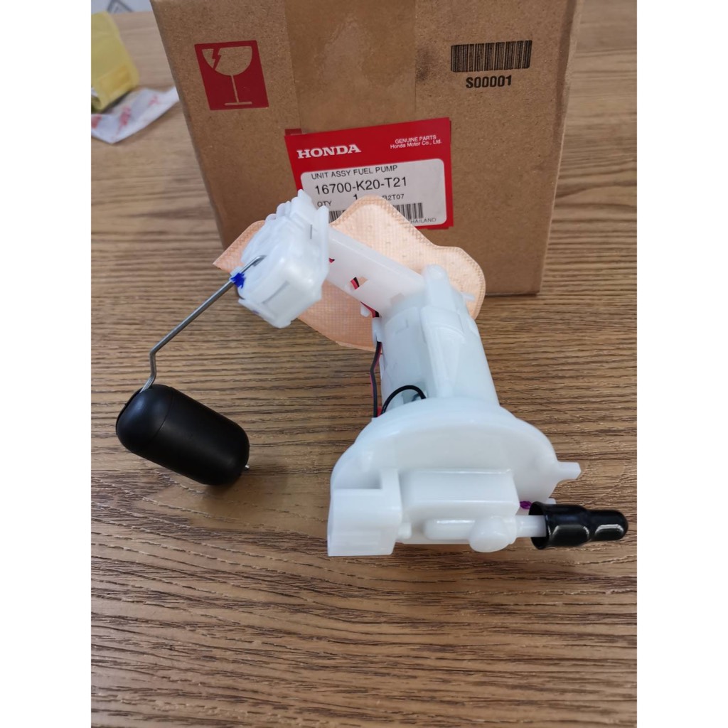 ปั๊มน้ำมัน ปั๊มน้ำมันเชื้อเพลิง ปั๊มติ๊ก ZOOMER-X2015 แท้ๆ 16700-K20-T21