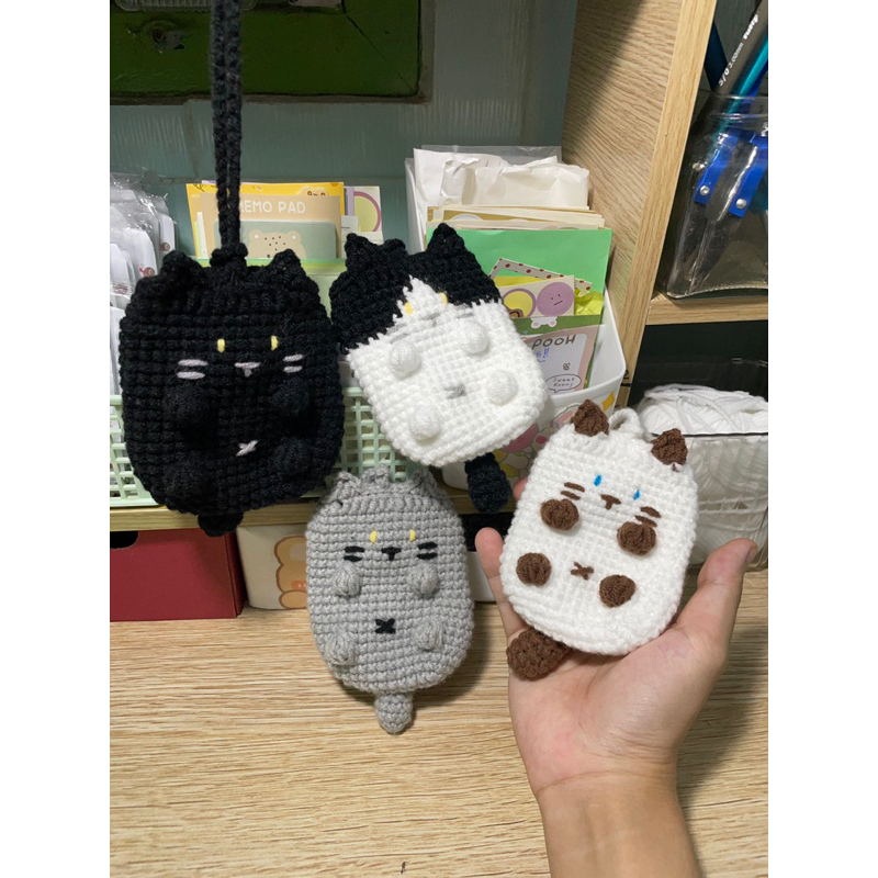 cat pouch crochet/ card holder / เคสยาดมหงส์ไทย กระเป๋าจิ่วน้องแมว