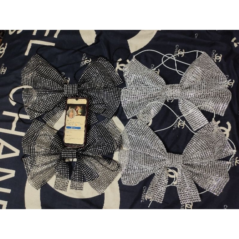 เสื้อเพชร แบบโบว์หน้า และแบบสี่เหลี่ยม เสื้อคล้องคอโชว์หลัง เสื้อสงกรานต์ ชุดไปงานเฟส ราคา ถูกที่สุด ดีลบีเคเค