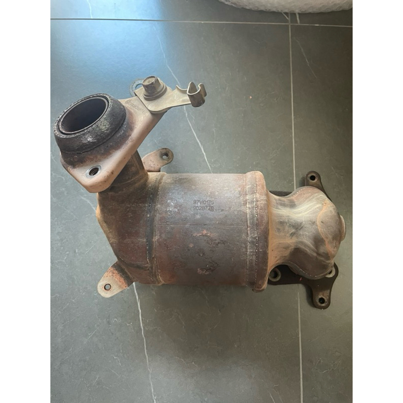 ท่อแคทเดิม Honda Jazz ge & City 2012 แท้ตามสภาพ