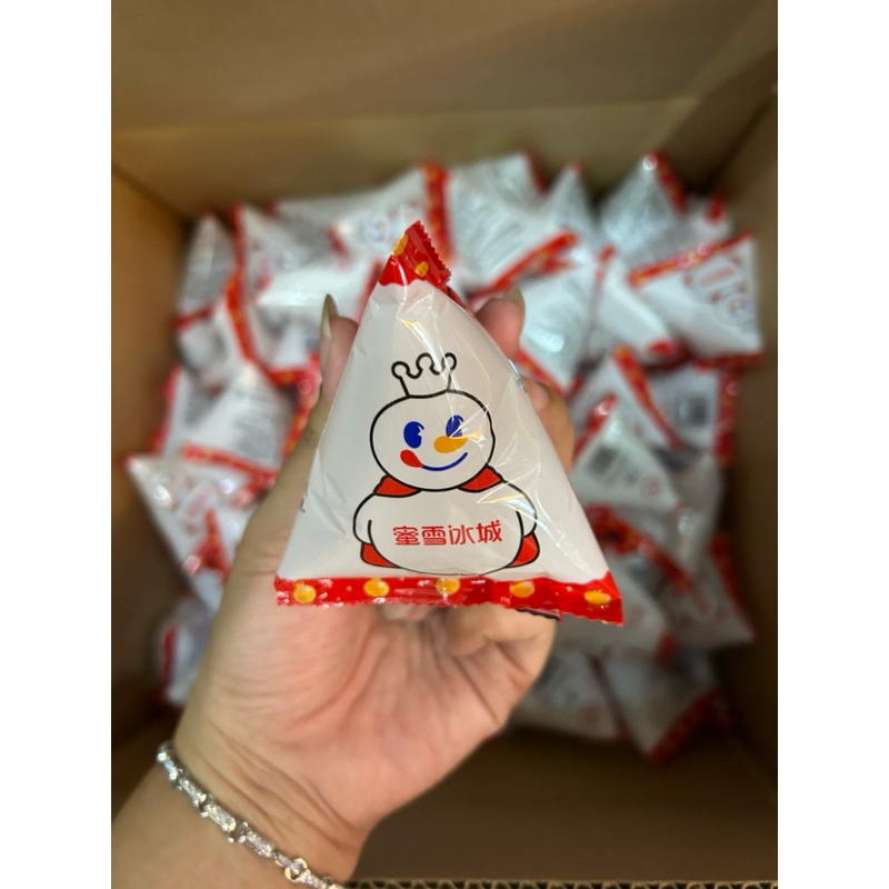 [พร้อมส่ง] Mixue Ice City Limited ตุ๊กตาหิมะล้มลุก ตัวละ 10 บาท