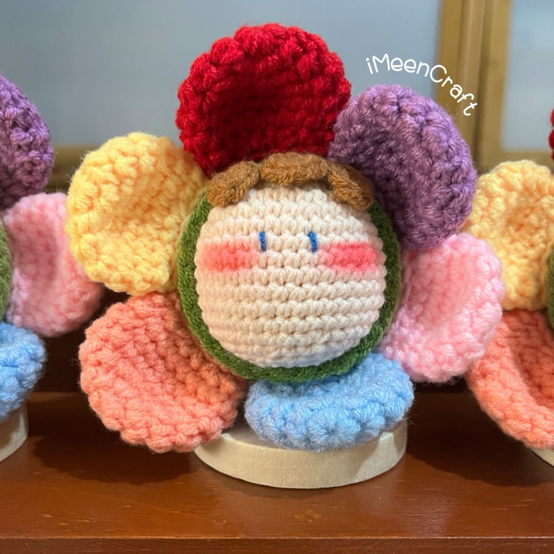 ยัยเกี๊ยว พวงกุญแจดอกไม้ พวงกุญแจถักห้อยกระเป๋า ตุ๊กตาถักไหมคอตต้อนนม 🆓‼️ พวงกุญแจ เลือกสี inbox 📥 ไ