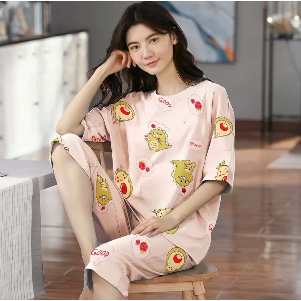 ชุดนอนผู้ใหญ่ 5XL เซ็ตแขนสั้น-ขาสามส่วน ชุดนอนน่ารัก ชุดนอนลายการ์ตูน ชุดนอนสาวอวบ (อก 24 - 48 นิ้ว)