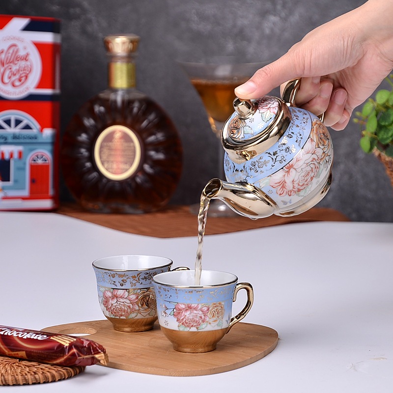  จัดส่งทันที ชุดกาน้ําชาเซรามิก ชุดกาน้ำชา 4 แก้ว 1 กาน้ำชา กาน้ำชาแก้ว ของรับไหว้ ของขวัญวันครบรอบ