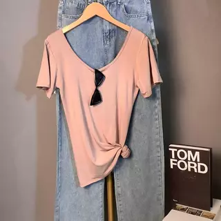เสื้อยืดแขนสั้นทรงเว้าหลัง