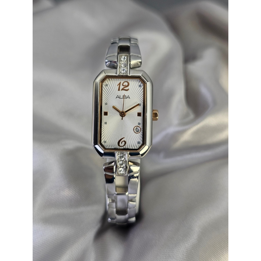 ALBA รุ่น AXT907X นาฬิกา(ผู้หญิง) ระบบควอตซ์ ทรงสี่เหลี่ยม ช่องบอกวันที่  กล่อง - รับประกัน1ปี