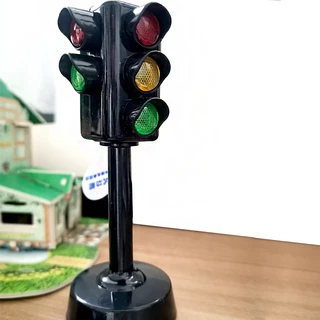 สัญญาณไฟจราจรของเล่น กดแล้วมีเสียง มีไฟ โมเดลไฟจราจร