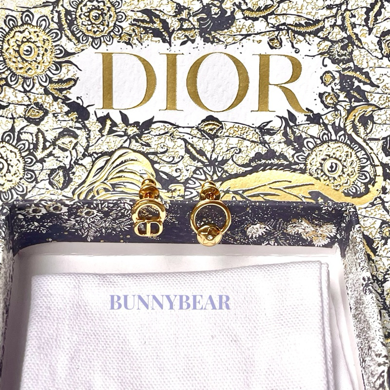 (D51)ต่างหูแบรนด์DงานHIEND ปั้มด้านหลัง พร้อมส่ง🇹🇭