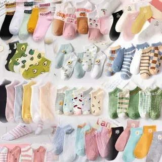 [ซื้อ 5คู่ แถม 5คู่] ถุงเท้าแฟชั่น ถุงเท้าสีพื้ ข้อสั้น ใส่ได้ทั้งหญิง-ชาย (ราคา ต่อ 10คู่ )