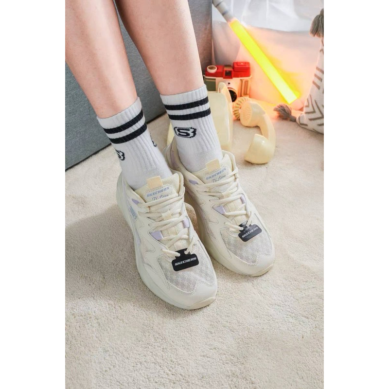 รองเท้า Skechers d'lites รุ่น 896208