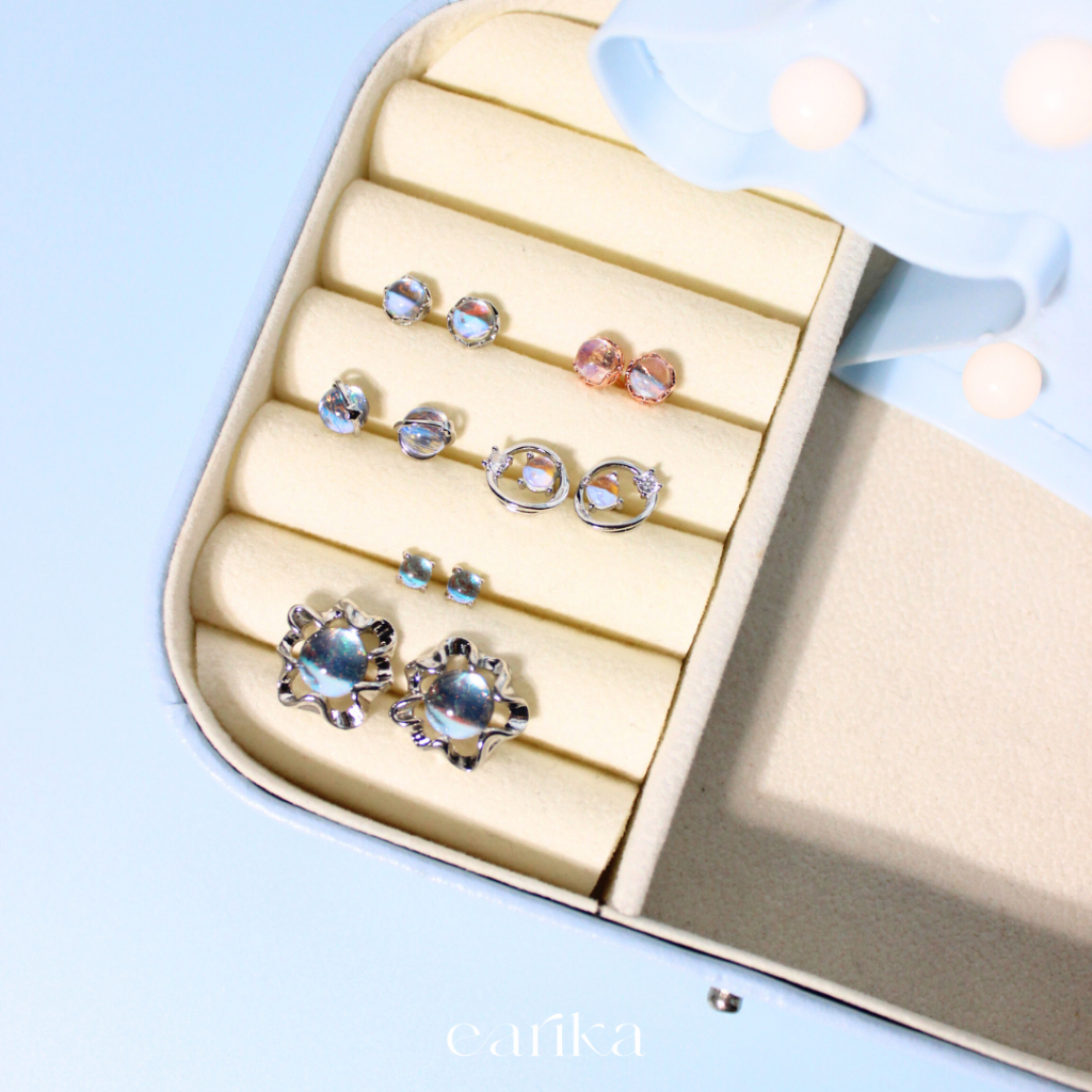 earika.earrings - mini hologram round set เซ็ตต่างหูโฮโลแกรมก้านเงินแท้ชุบทองคำขาว ผิวแพ้ง่ายใส่ได้