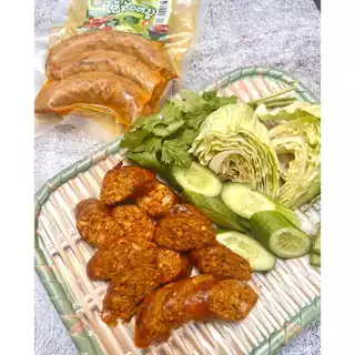 KETO ไส้อั่วหมูสมุนไพรคีโต ย่างหอมๆจากเมืองเหนือ คีโต-โลว์คาร์บทานได้