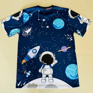 เสื้อยืดลายนักบินอวกาศบนดวงจันทร์