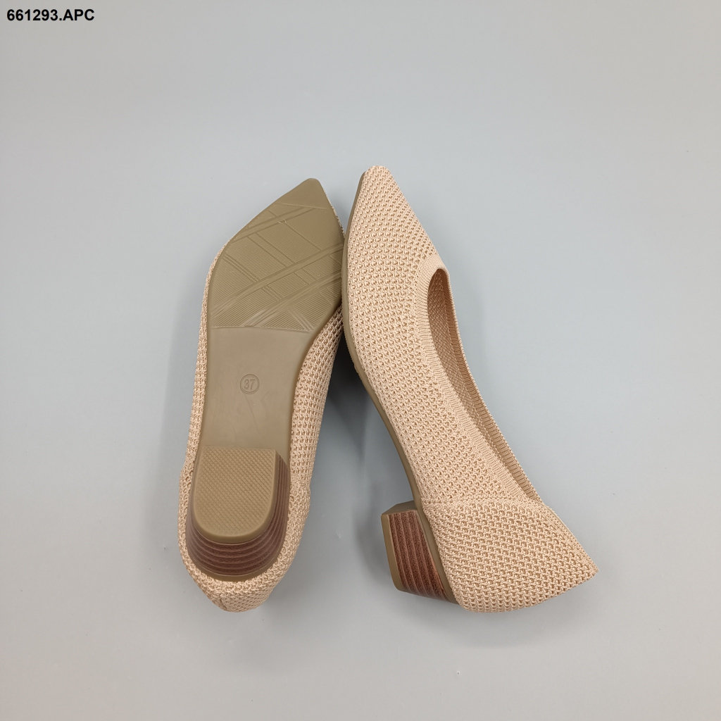 Elastic Shoe size 36-41รองเท้าคัชชูหัวแหลมสูง 3 cm. มีรูเล็กๆระบายอากาศไม่อับเท้า